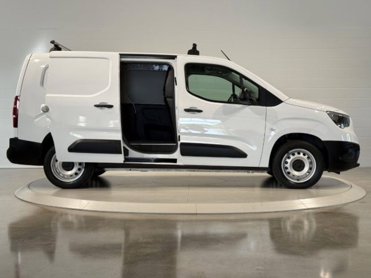 Opel Combo Furgone cargo XL d.cab mobile 1.5d 130cv S&S auto (8)