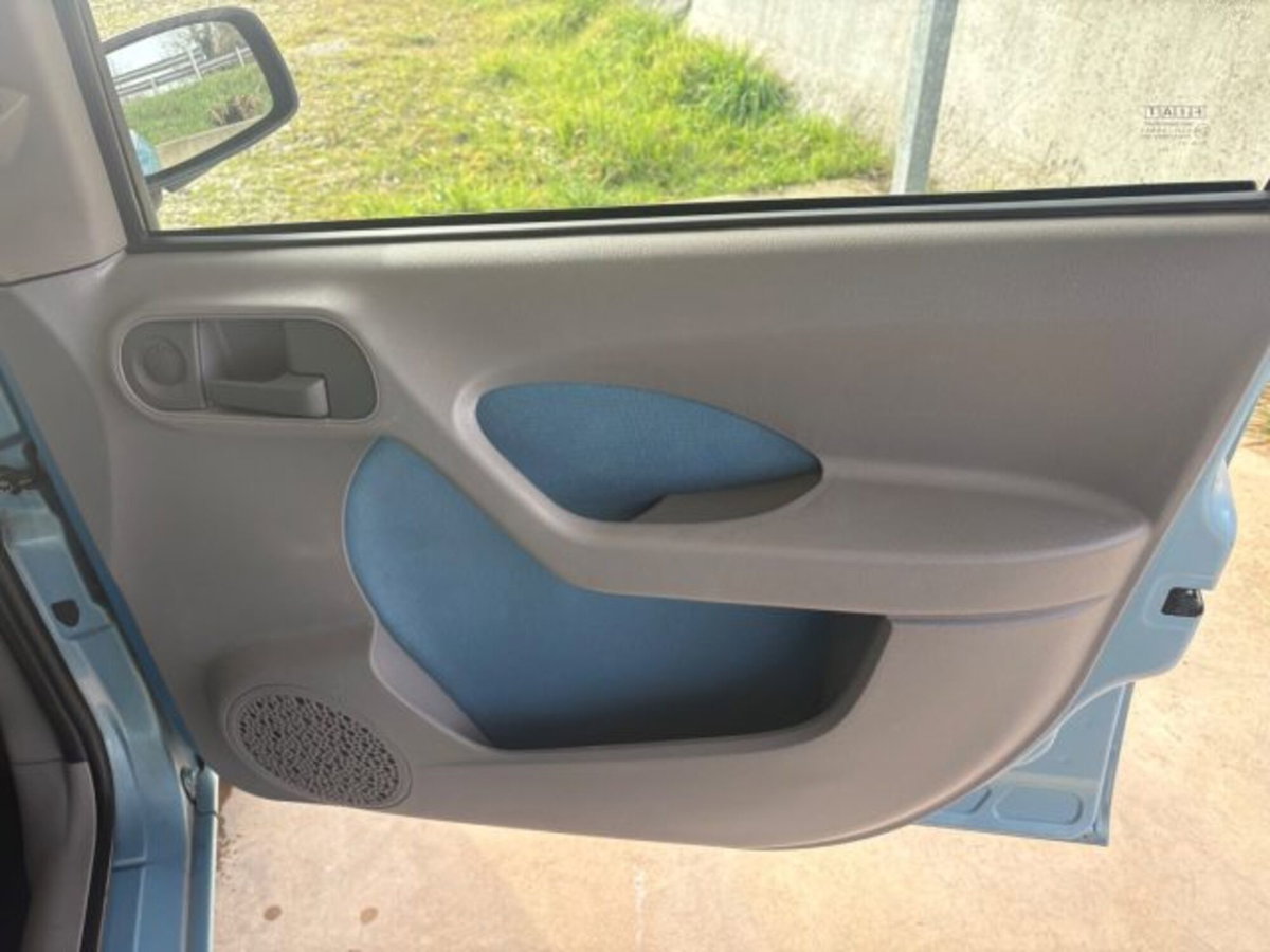 Fiat Panda 1.2 Dynamic (19)