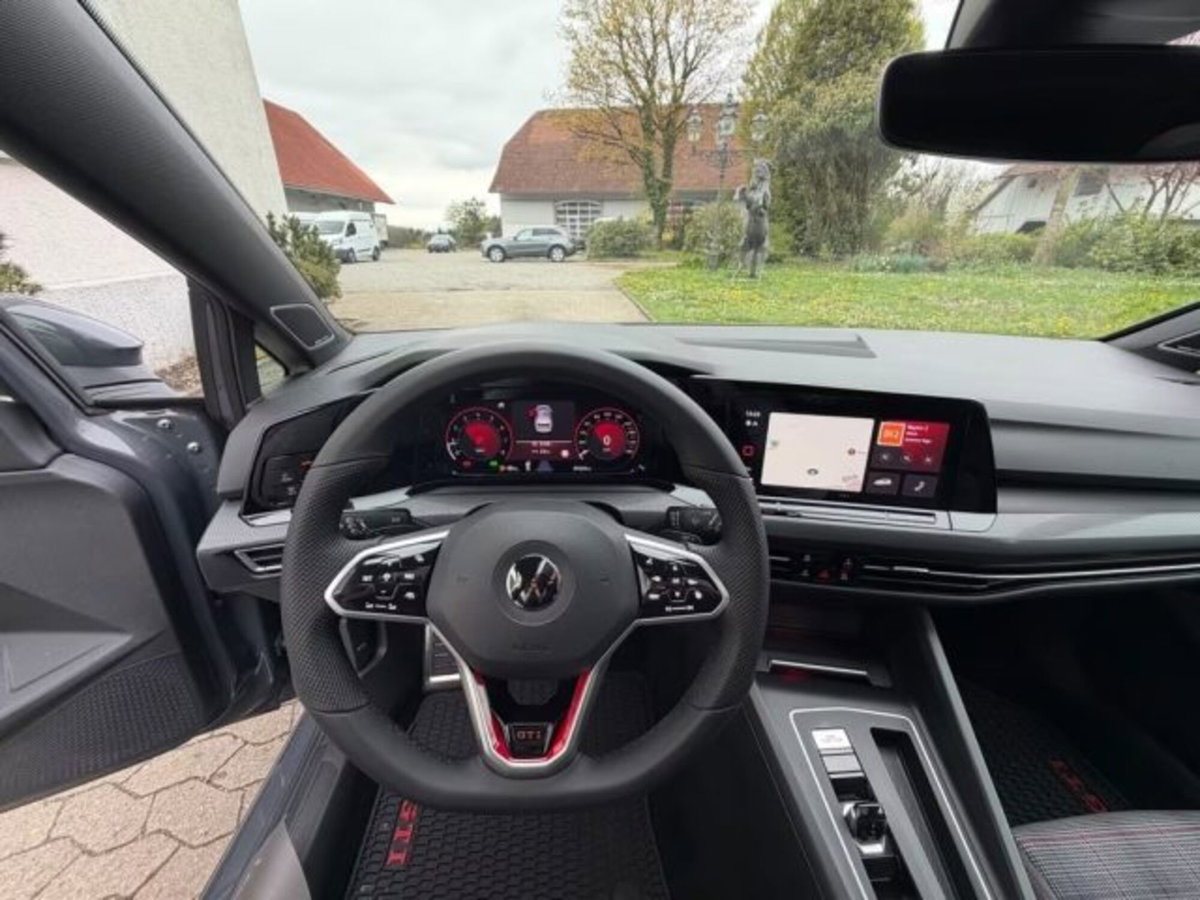 Volkswagen Golf 2.0 TSI GTI DSG (13)