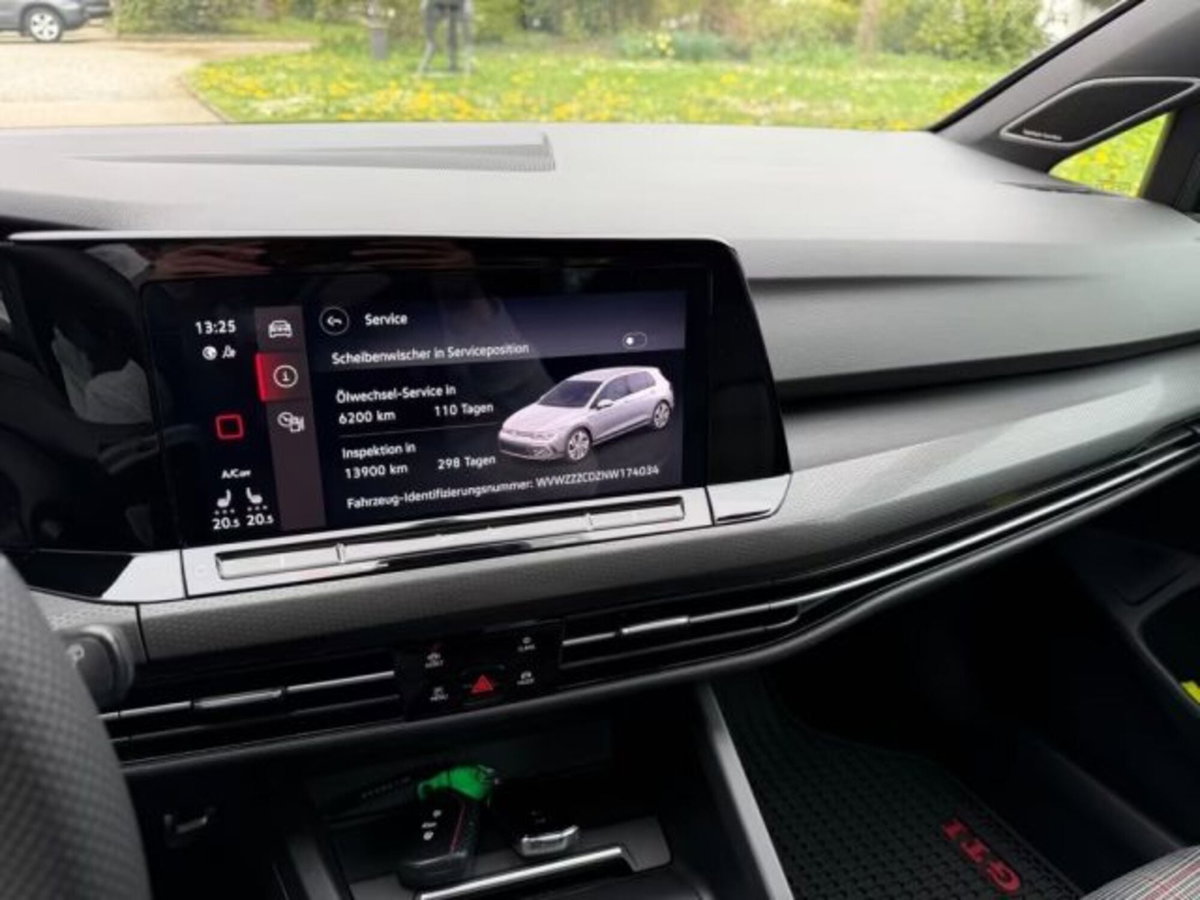 Volkswagen Golf 2.0 TSI GTI DSG (18)