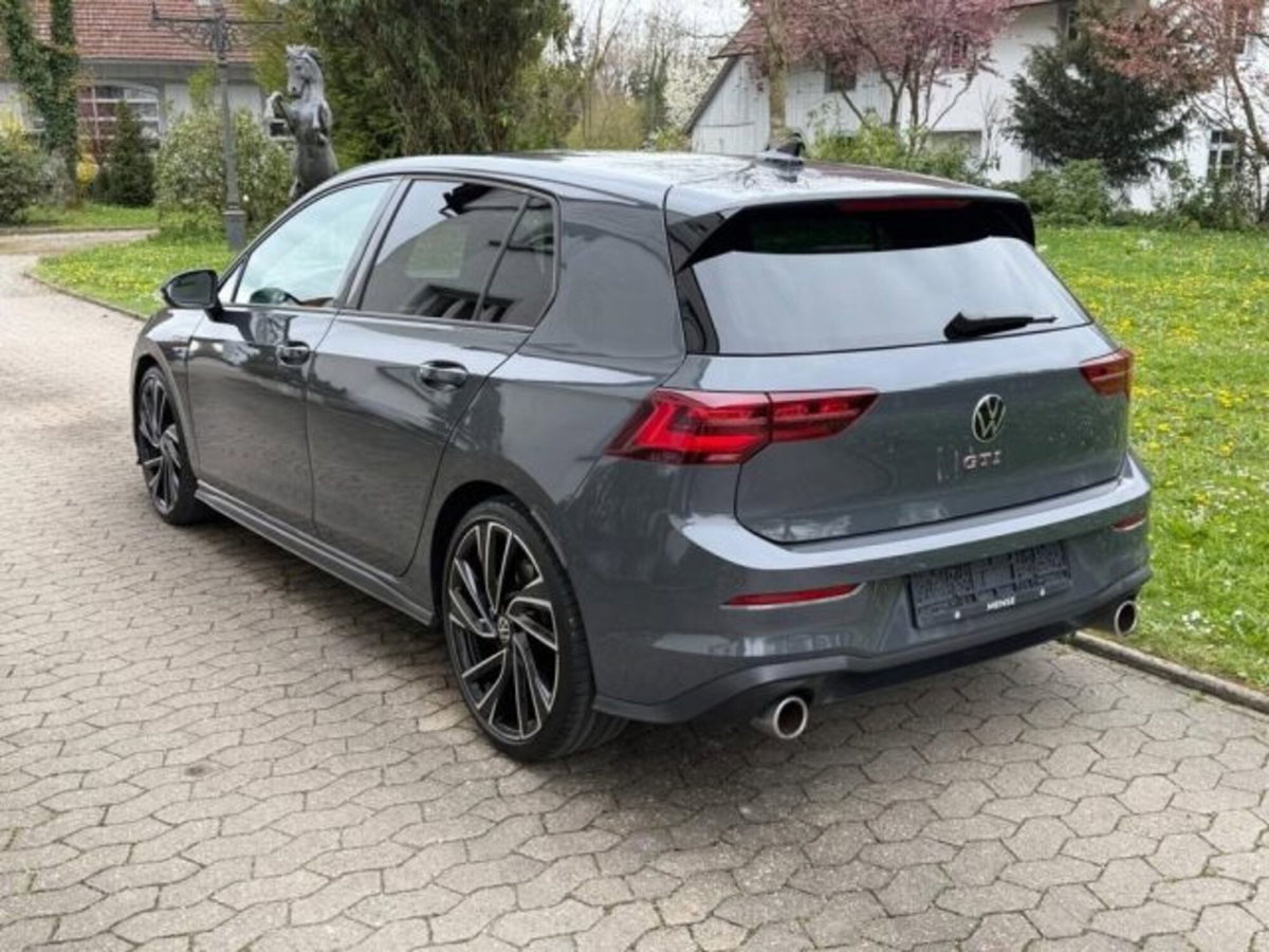 Volkswagen Golf 2.0 TSI GTI DSG (4)