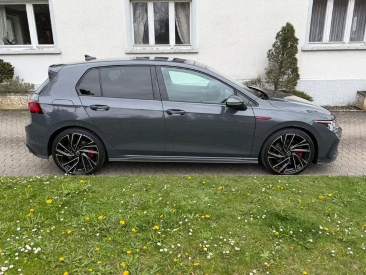 Volkswagen Golf 2.0 TSI GTI DSG (5)