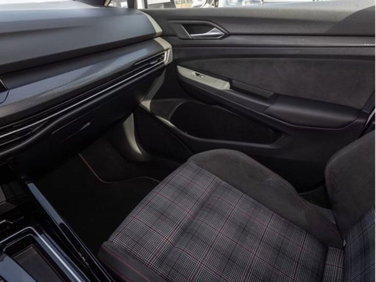 Volkswagen Golf 2.0 TSI GTI DSG (16)