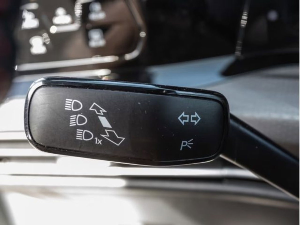 Volkswagen Golf 2.0 TSI GTI DSG (20)