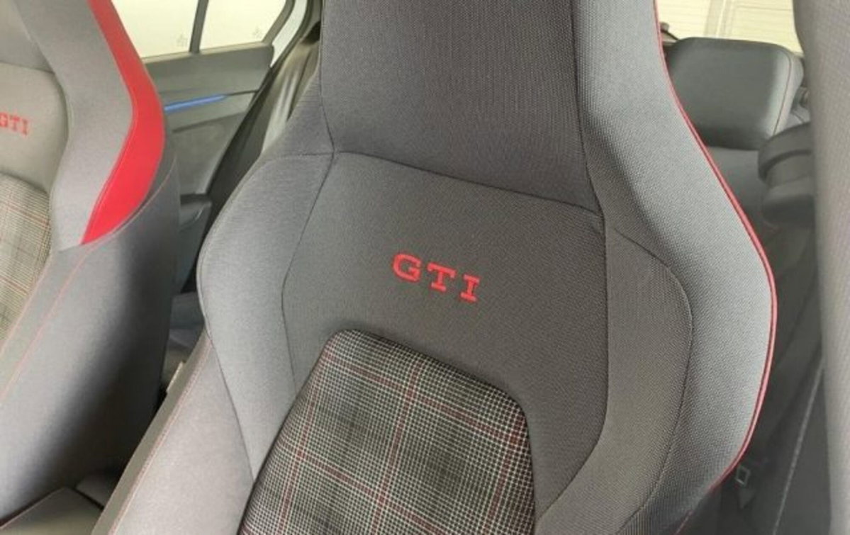 Volkswagen Golf 2.0 TSI GTI DSG (15)