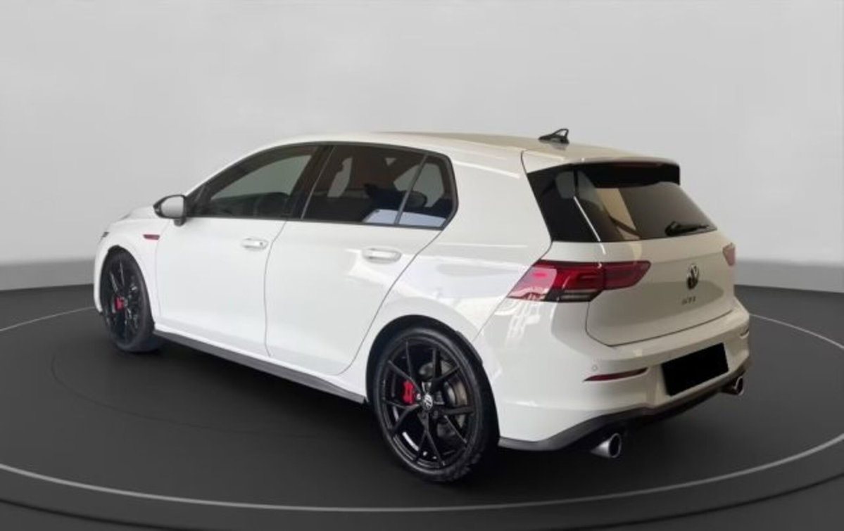 Volkswagen Golf 2.0 TSI GTI DSG (4)