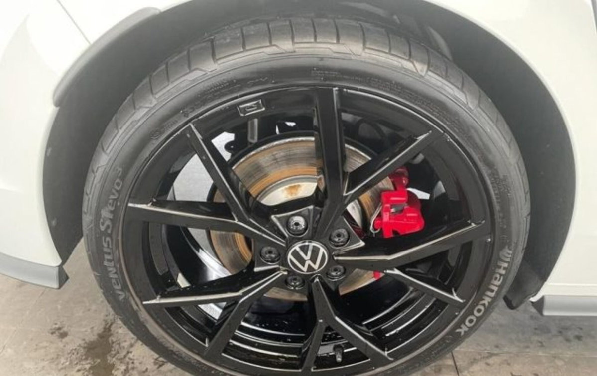 Volkswagen Golf 2.0 TSI GTI DSG (6)