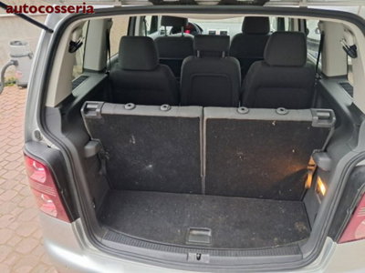 Volkswagen Touran 1.4 TSI Highline (8)