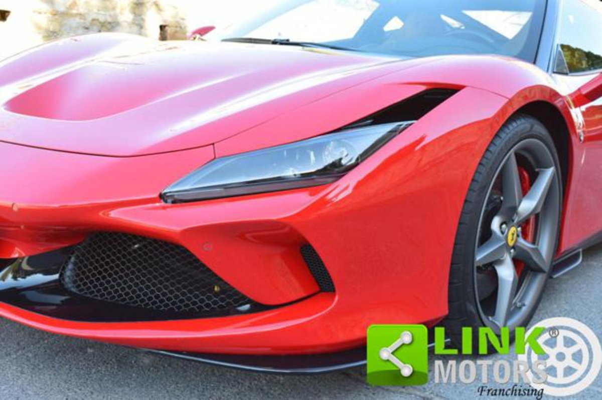 Ferrari F8 Coupé F8 Tributo (18)