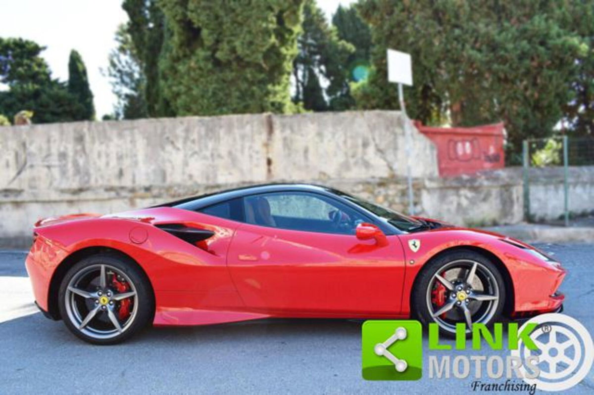 Ferrari F8 Coupé F8 Tributo (3)