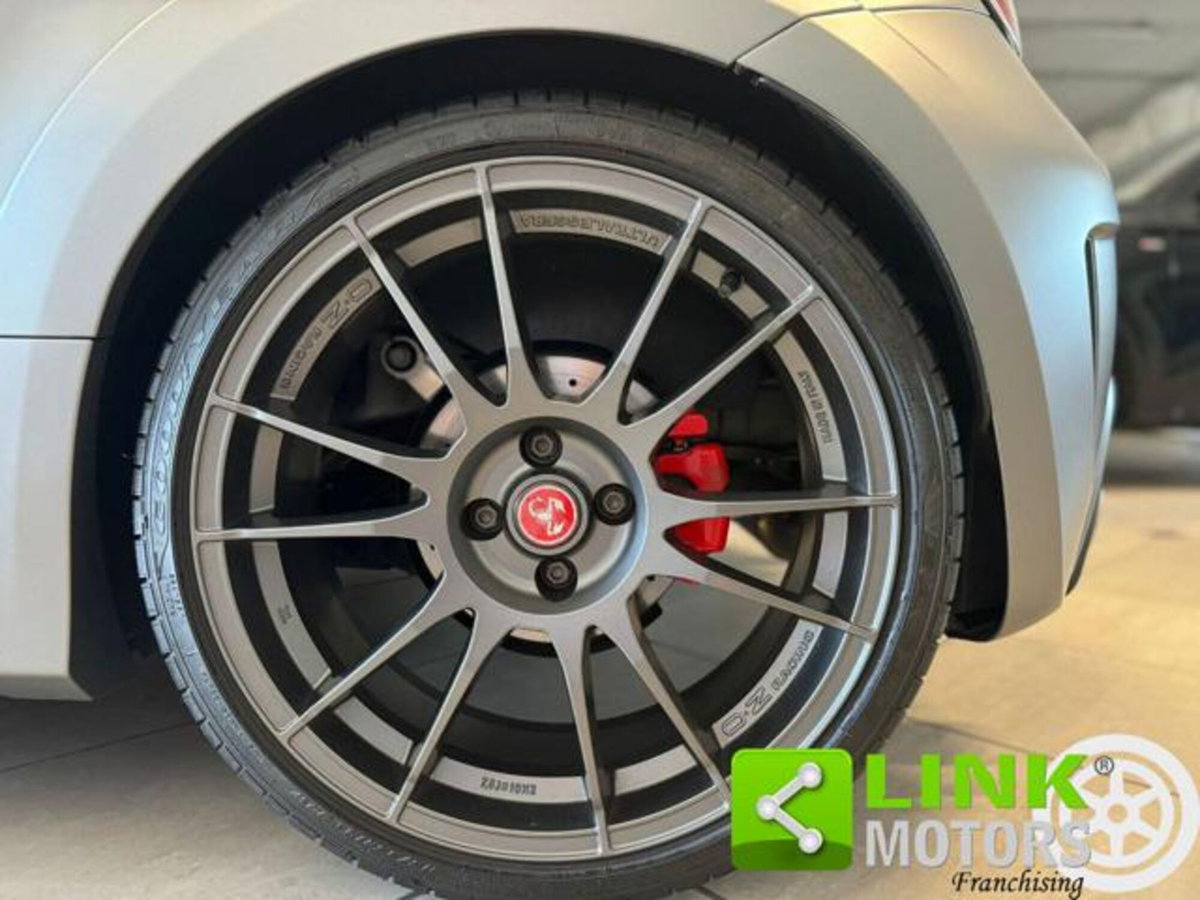 Abarth 695 695 1.4 Turbo T-Jet 190 CV Biposto (6)