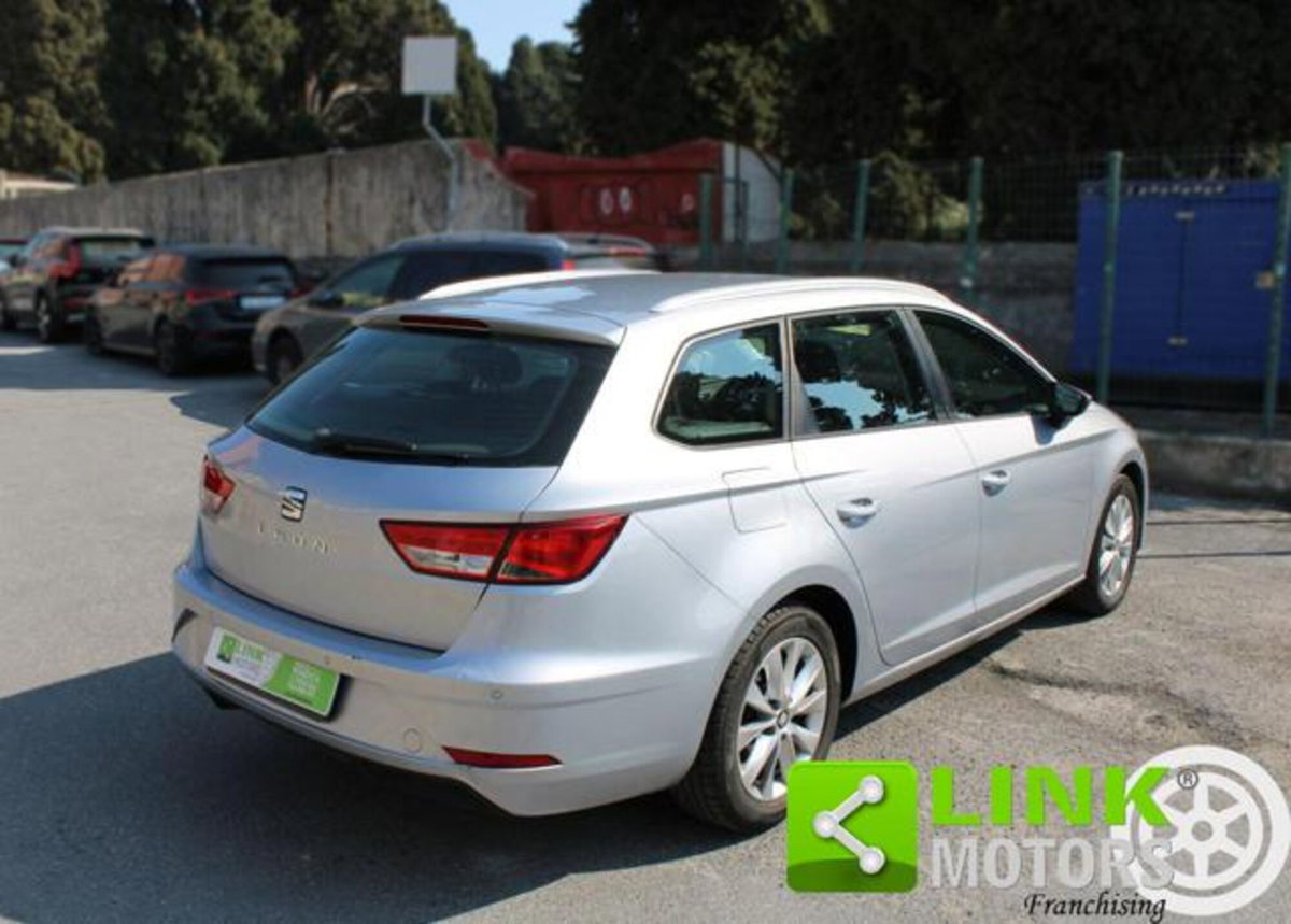 SEAT Leon 1.6 TDI 115 CV 5p. Business (19)