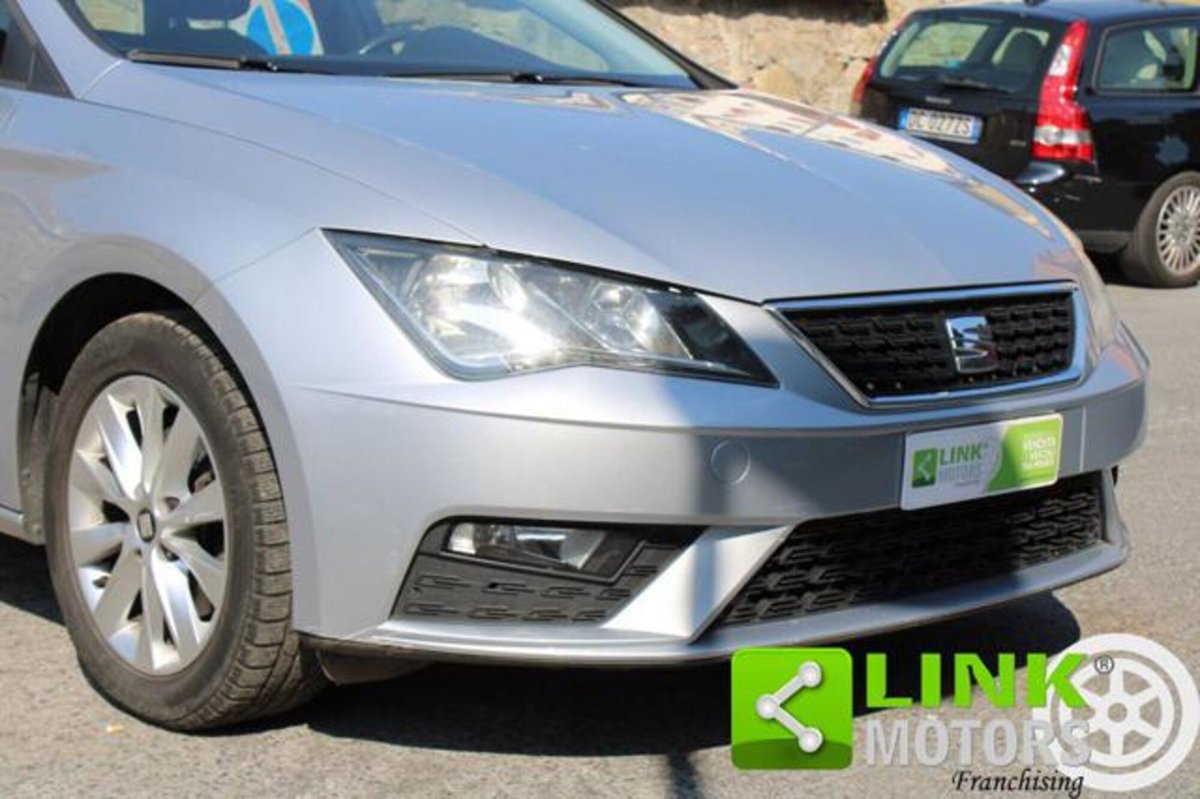 SEAT Leon 1.6 TDI 115 CV 5p. Business (4)
