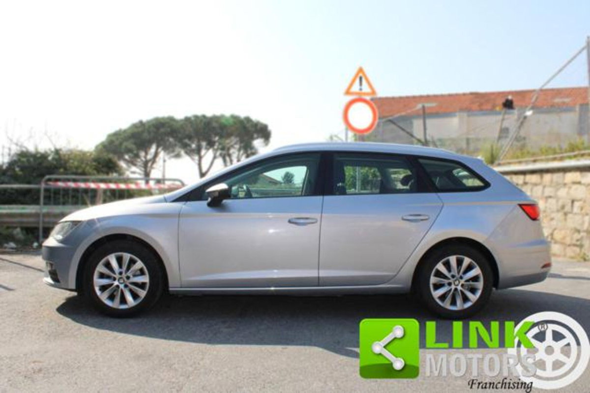 SEAT Leon 1.6 TDI 115 CV 5p. Business (5)
