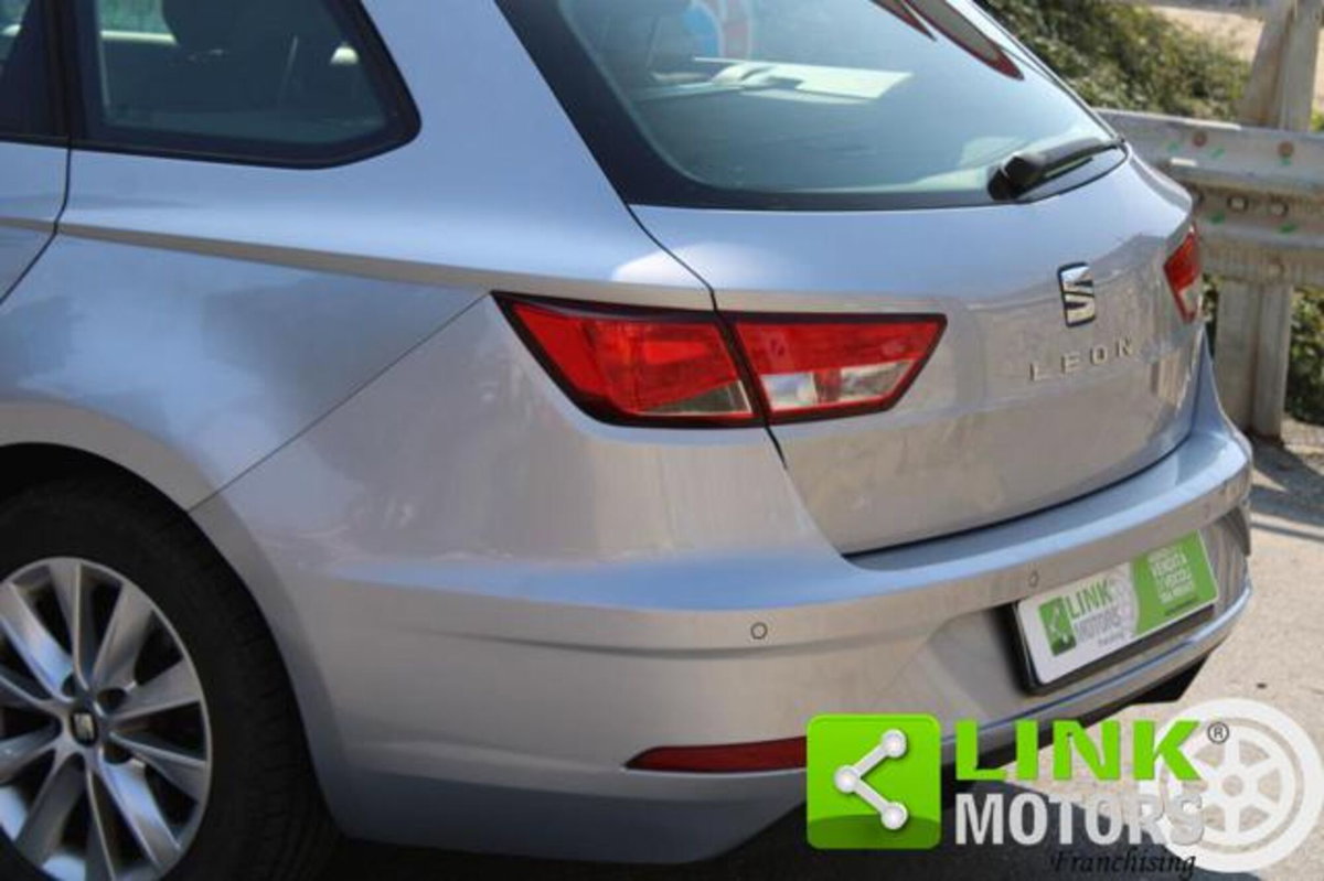 SEAT Leon 1.6 TDI 115 CV 5p. Business (7)