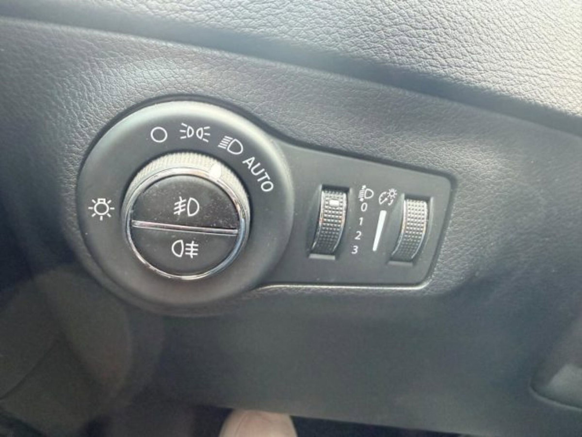 Jeep Compass 2.0 Multijet II 4WD Limited (10)
