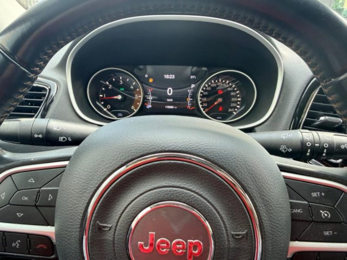 Jeep Compass 2.0 Multijet II 4WD Limited (11)