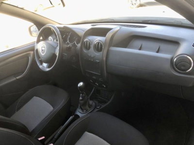 Dacia Duster 1.5 dCi 110CV 4x2 Prestige (15)