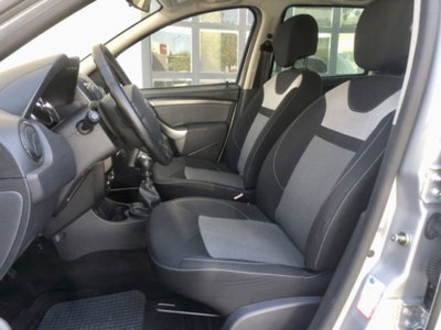 Dacia Duster 1.5 dCi 110CV 4x2 Prestige (7)