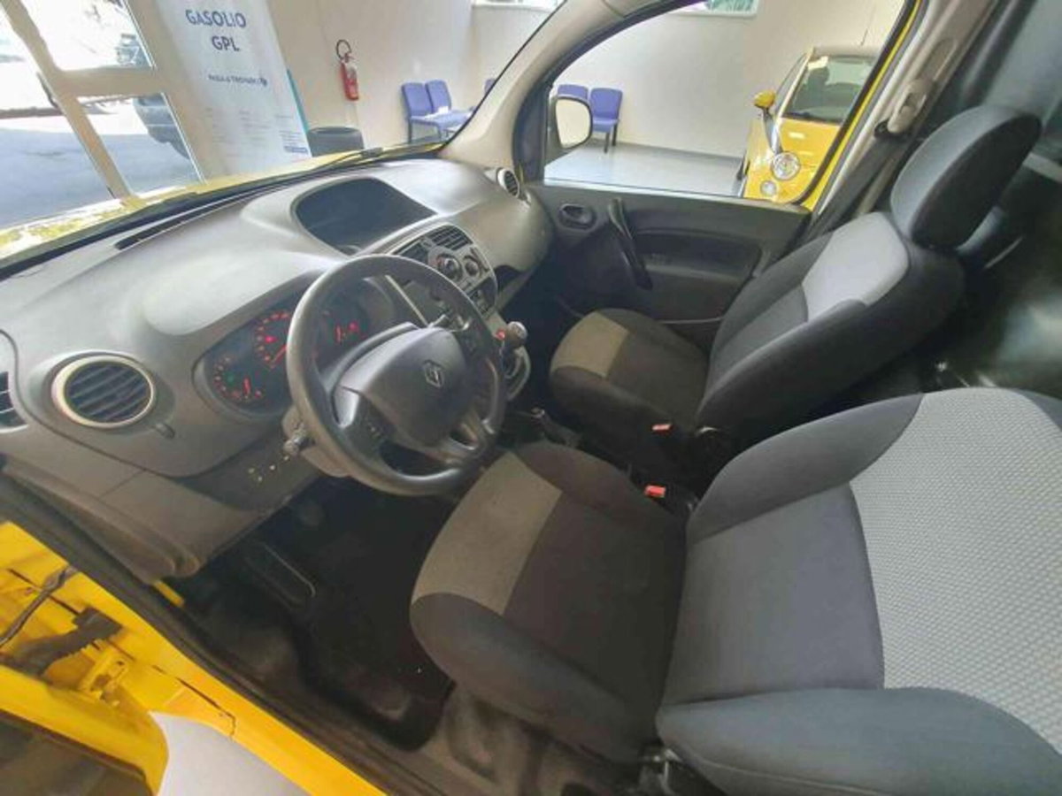 Renault Kangoo Blue dCi 115CV Express Maxi Combi Ice Plus (6)