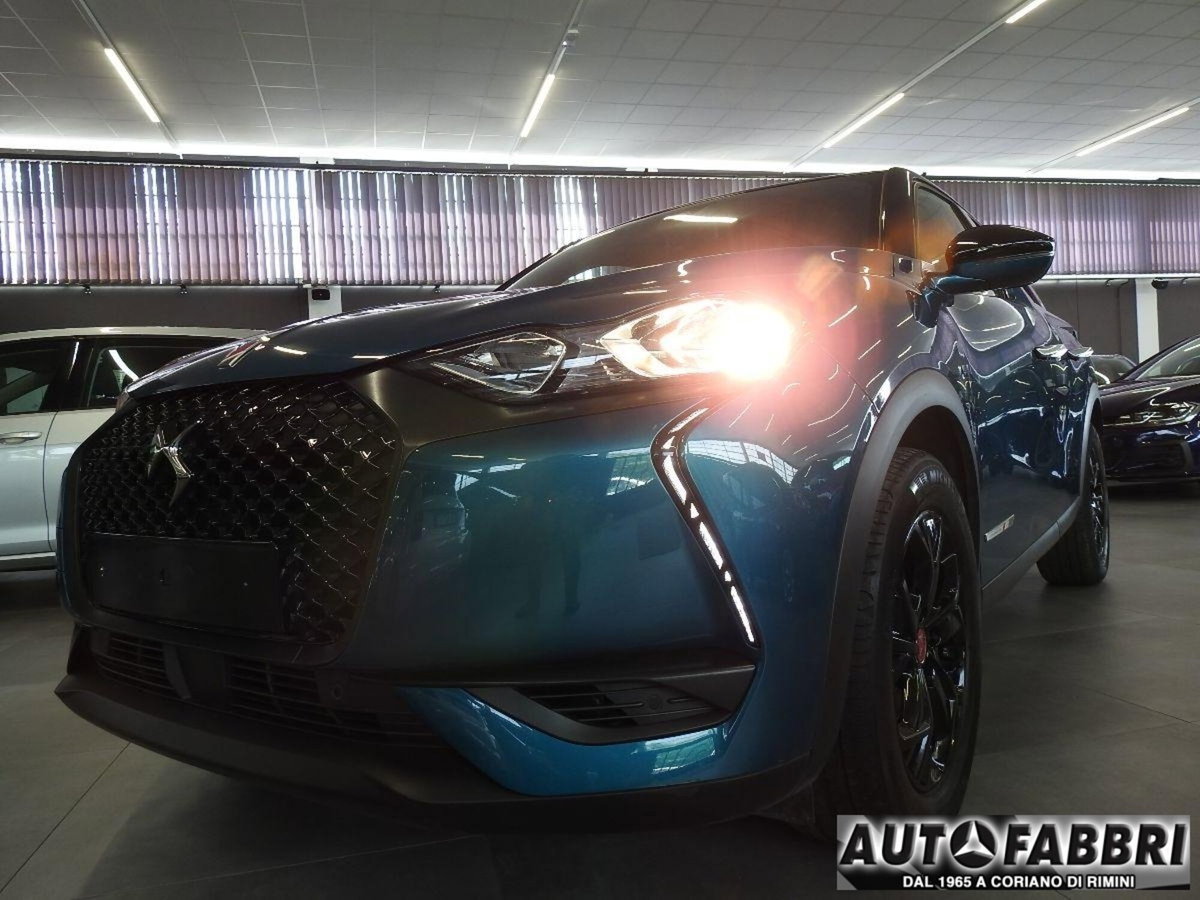 Ds DS 3 DS 3 Crossback PureTech 100 Toits de Paris (11)