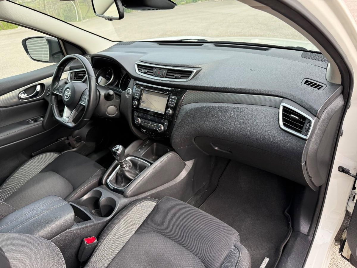 Nissan Qashqai 1.5 dCi 115 CV N-Connecta (11)