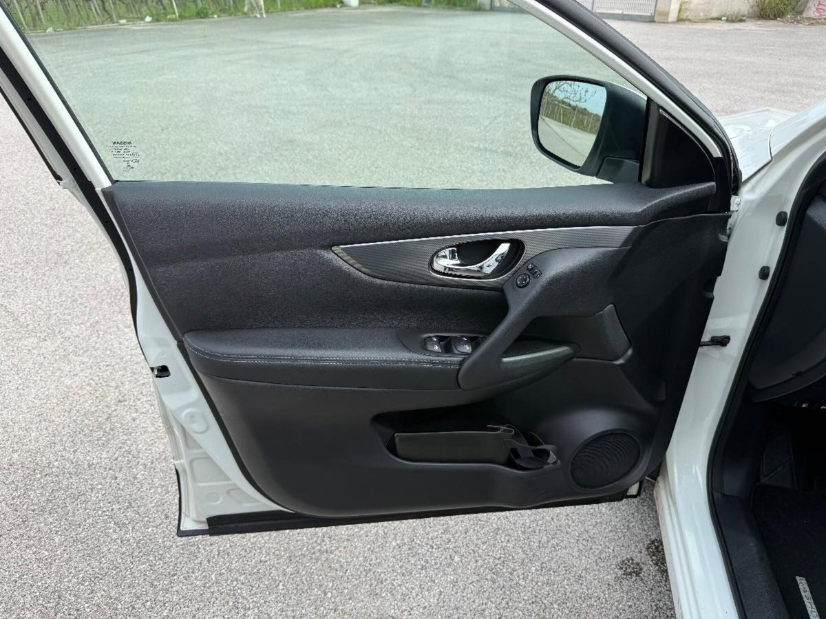 Nissan Qashqai 1.5 dCi 115 CV N-Connecta (7)