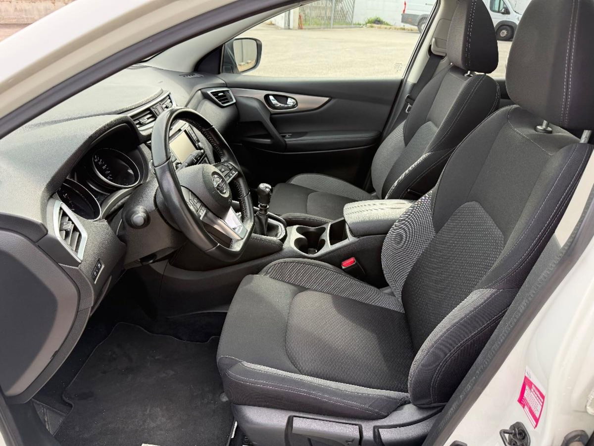 Nissan Qashqai 1.5 dCi 115 CV N-Connecta (9)