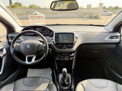 Peugeot 2008 e-HDi 92 CV Stop&Start ETG6 Allure (17)