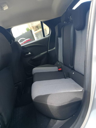 Opel Corsa 1.2 5 porte (10)