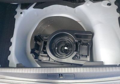 Opel Corsa 1.2 5 porte (19)