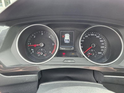 Volkswagen Tiguan 1.6 TDI SCR Business BlueMotion Technology (12)