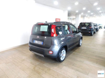 Fiat Panda 1.0 FireFly S&S Hybrid City Cross (3)