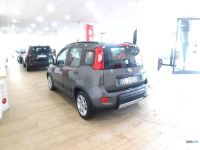 Fiat Panda 1.0 FireFly S&S Hybrid City Cross (4)