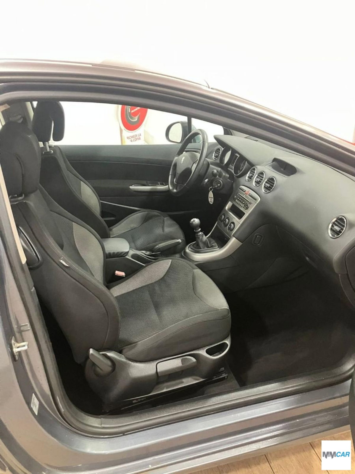 Peugeot 308 1.6 HDi 110CV 3p. Tecno 2-Tronic (10)