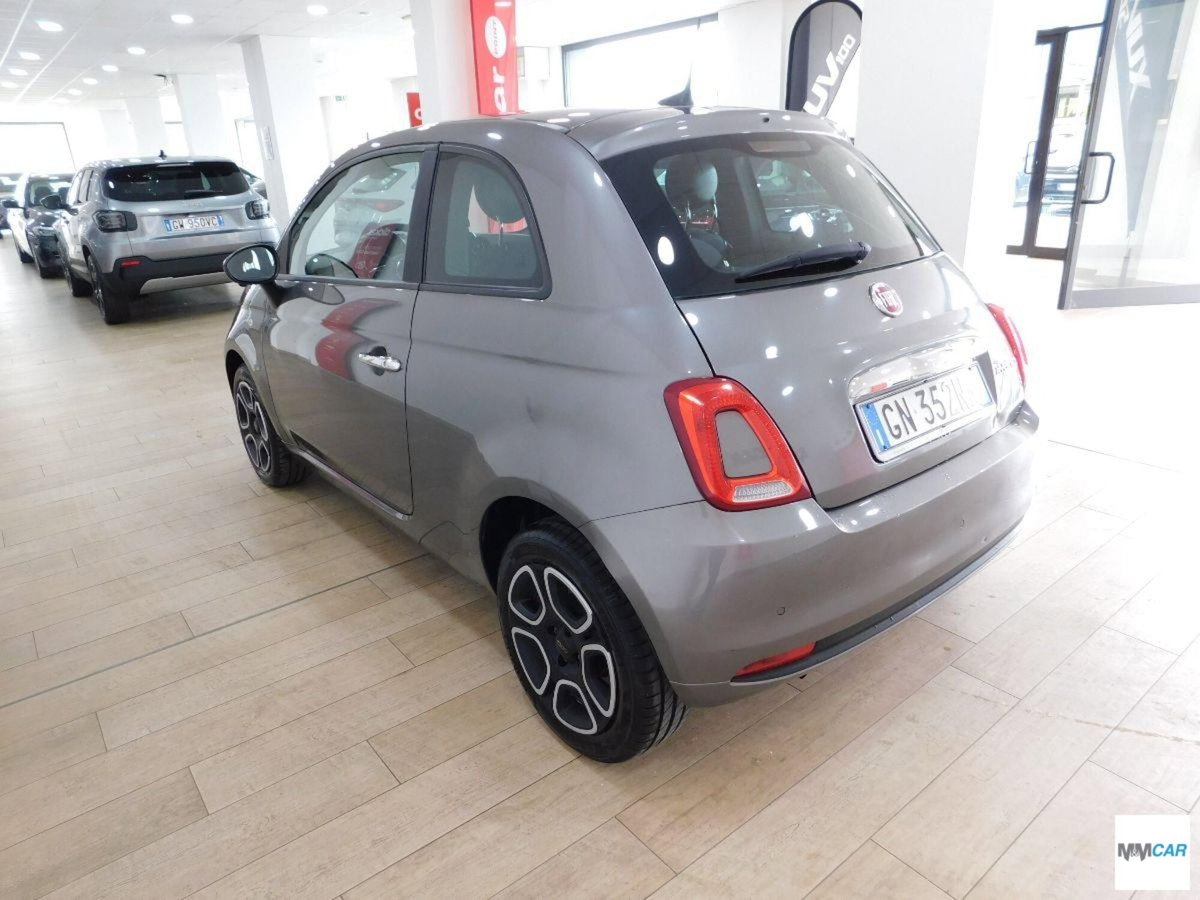 Fiat 500 1.0 Hybrid Red (4)