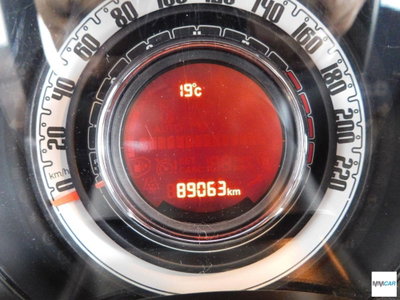 Fiat 500 1.0 Hybrid Red (7)