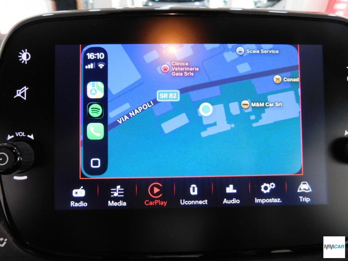 Fiat 500 1.0 Hybrid Red (9)