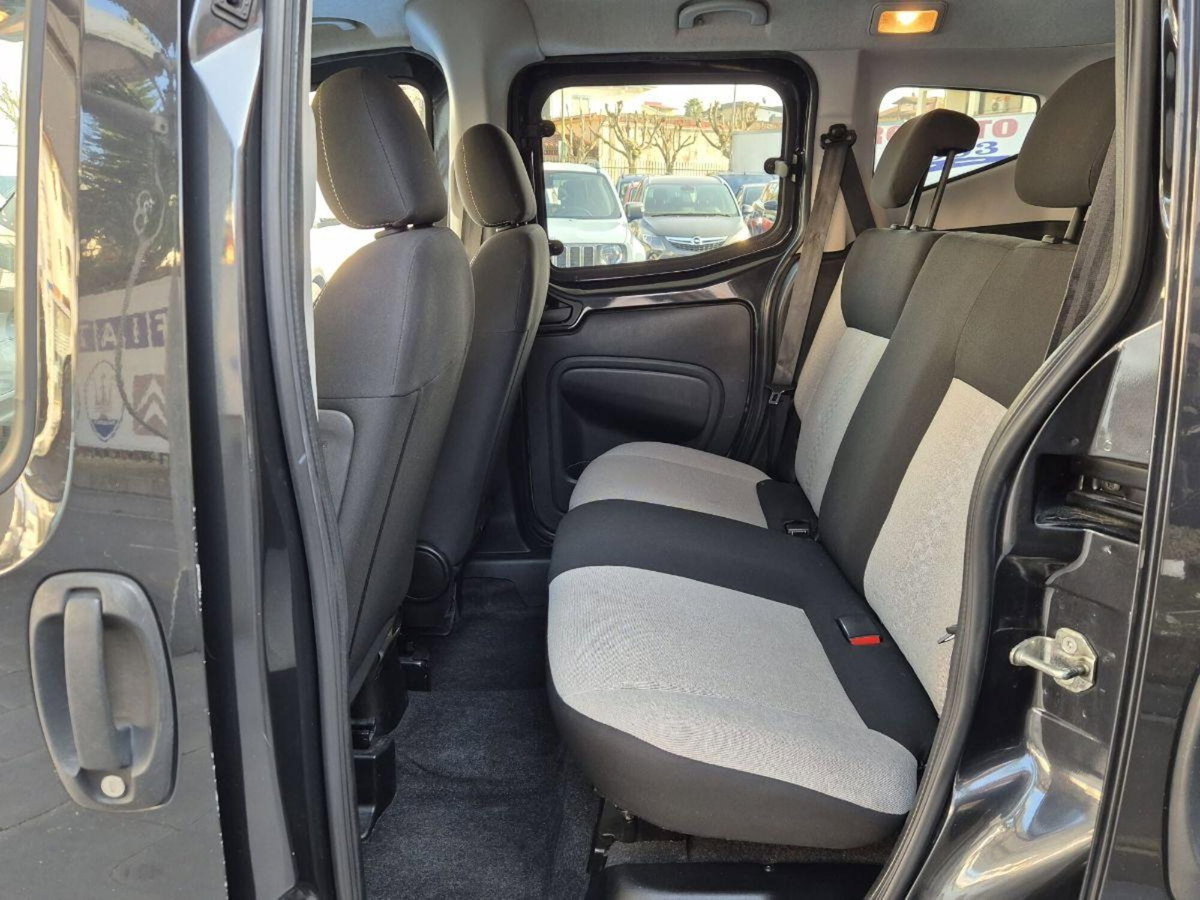 Fiat Qubo 1.3 MJT 95 CV Lounge (17)