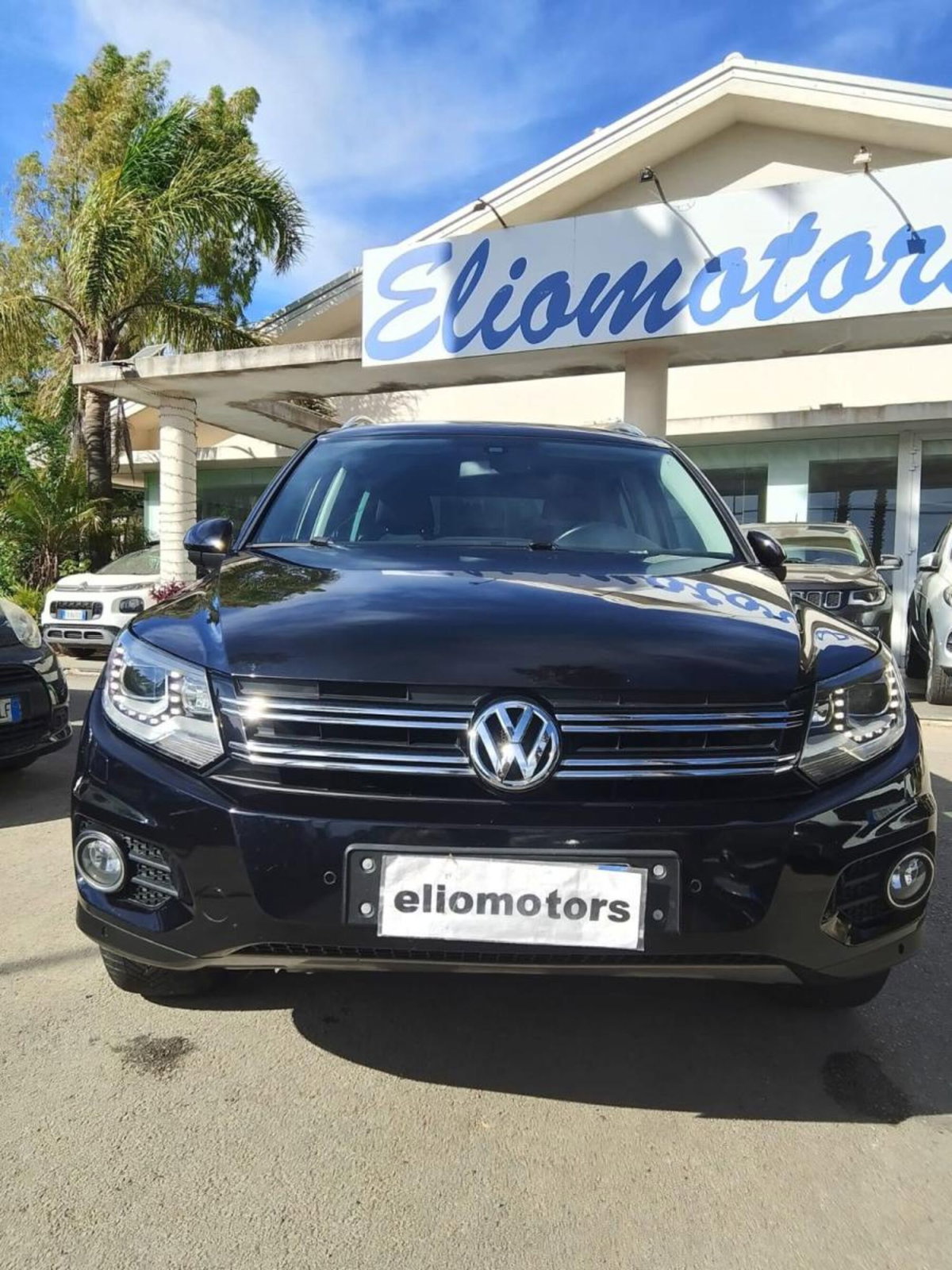 Volkswagen Tiguan 2.0 TDI 140 CV 4MOTION Track & Style (3)