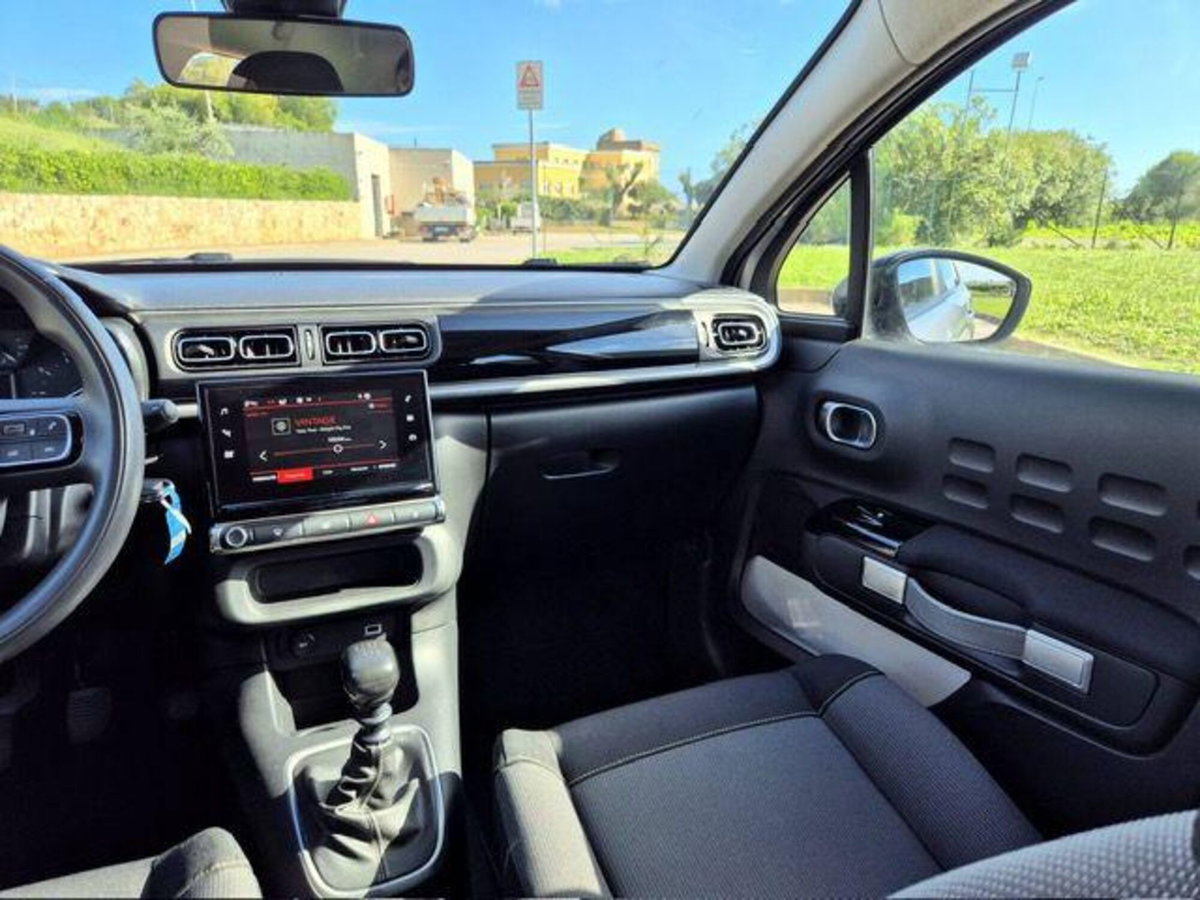 Citroen C3 PureTech 110 S&S Shine (9)