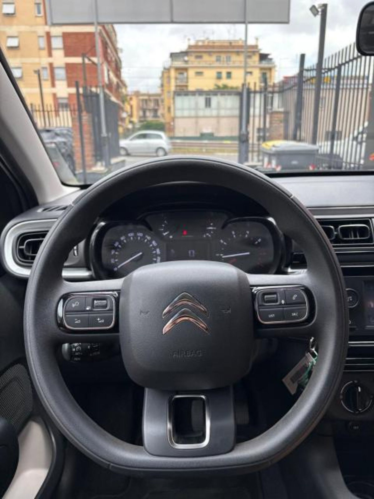 Citroen C3 PureTech 82 S&S Elle (5)