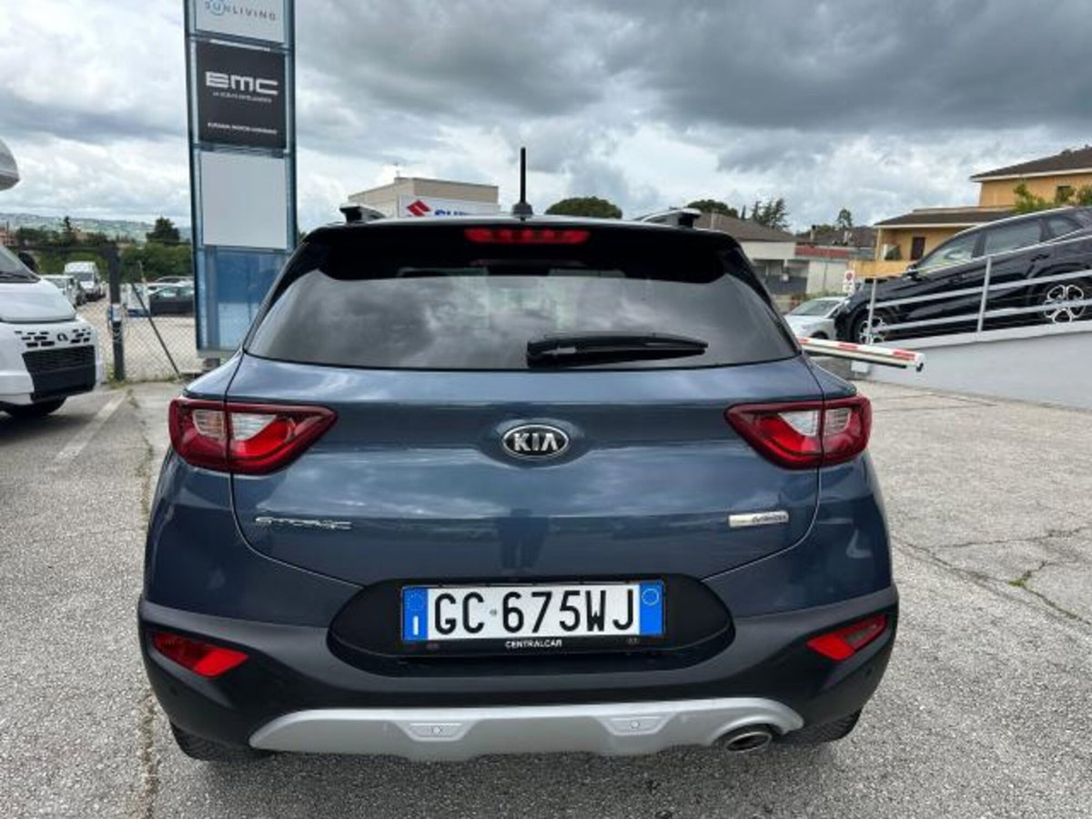 Kia Stonic 1.0 T-GDi 120 CV Style (8)