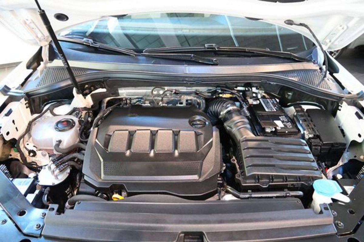 Volkswagen Tiguan 2.0 TDI 150 CV SCR DSG 4MOTION Elegance (11)