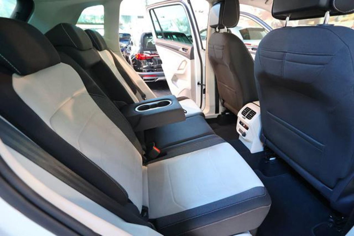 Volkswagen Tiguan 2.0 TDI 150 CV SCR DSG 4MOTION Elegance (19)