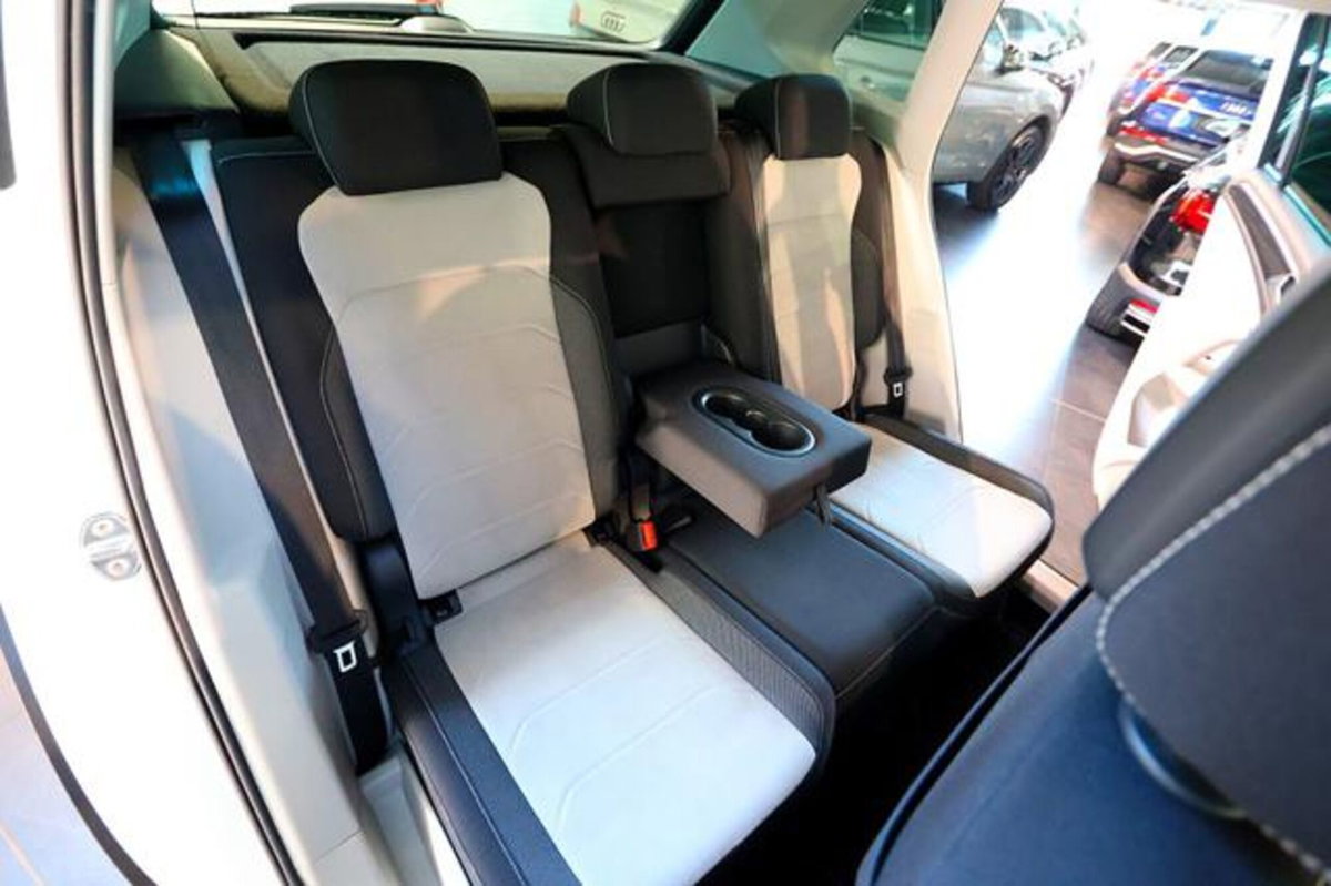 Volkswagen Tiguan 2.0 TDI 150 CV SCR DSG 4MOTION Elegance (20)