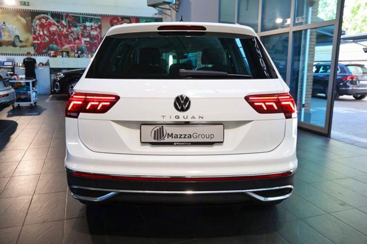 Volkswagen Tiguan 2.0 TDI 150 CV SCR DSG 4MOTION Elegance (8)