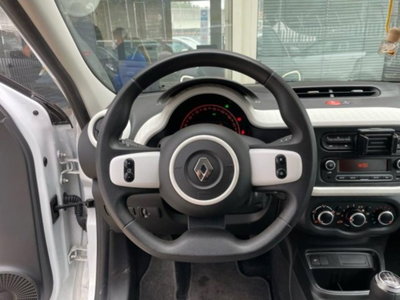 Renault Twingo 1.0 SCe Wave (12)
