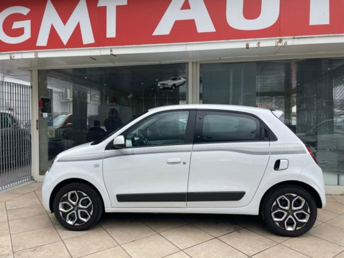 Renault Twingo 1.0 SCe Wave (2)