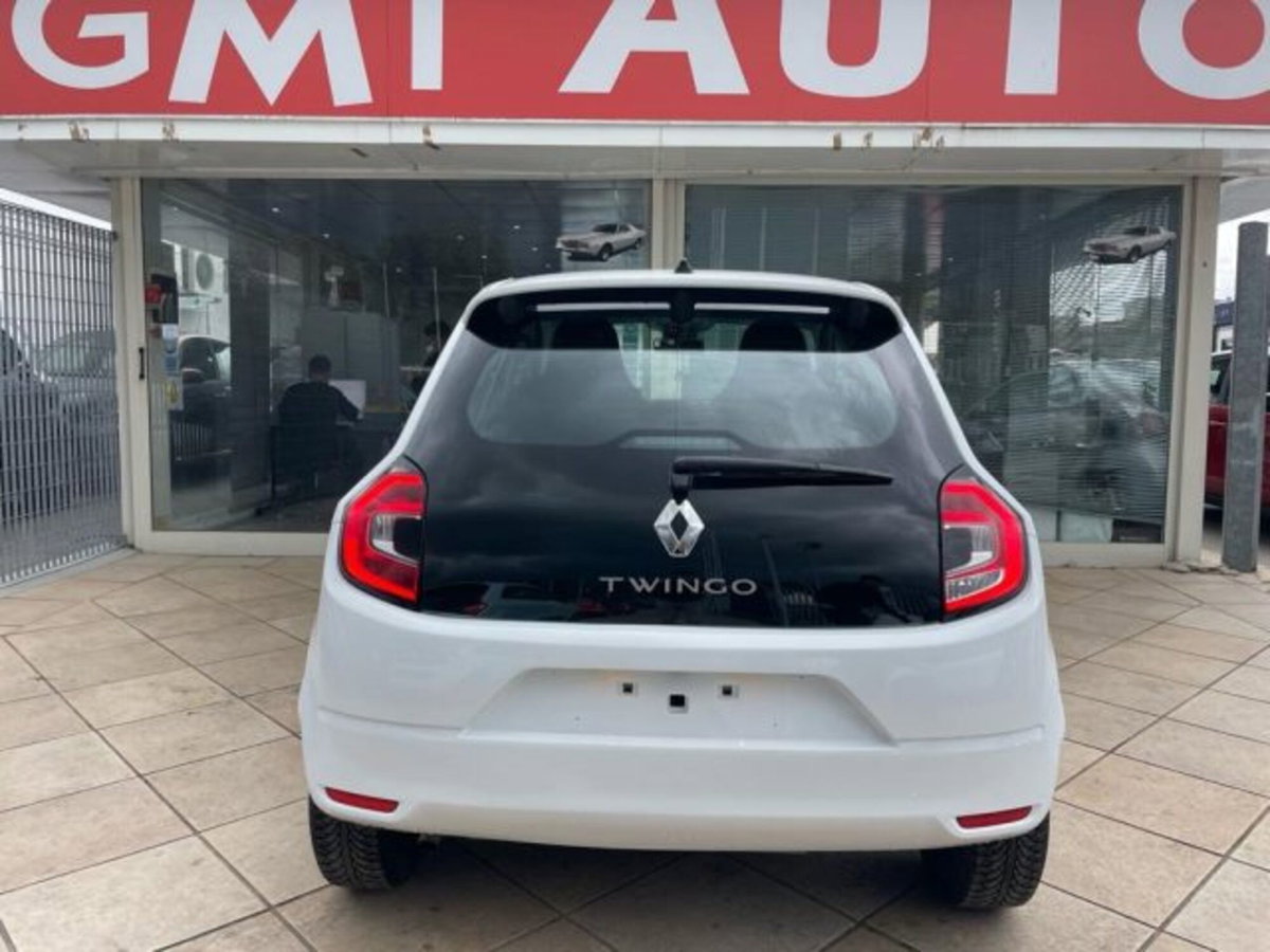 Renault Twingo 1.0 SCe Wave (4)